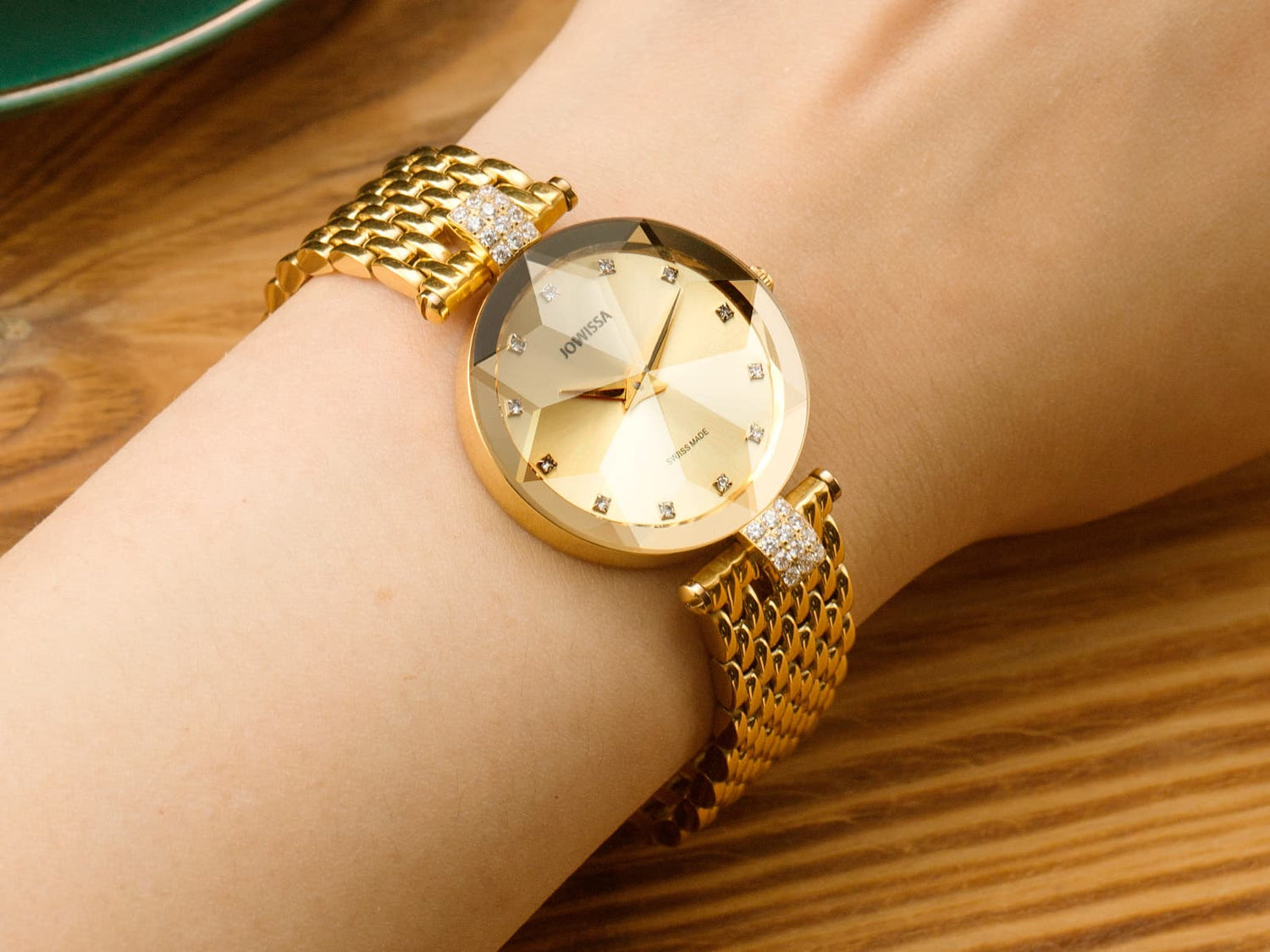 Golden Facet Strass Womens Watch by Jowissa. Swiss Made dresswatch for Ladies.