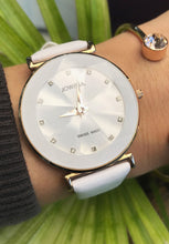 Load image into Gallery viewer, Facet Swiss Ladies Watch J5.545.L
